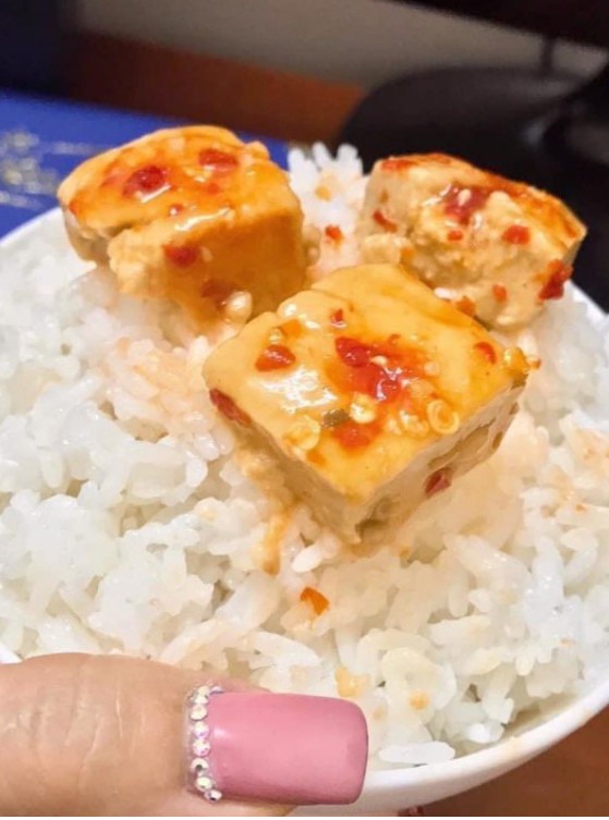 Chao môn cốt dừa 1 hũ