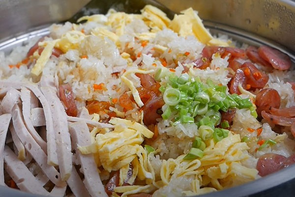 Chả Lụa Truyền Thống HM — 2 đòn - ảnh 3