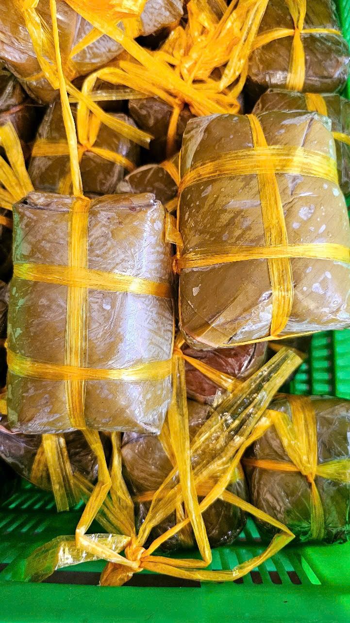 Chả Lụa Truyền Thống HM — 2 đòn - ảnh 8