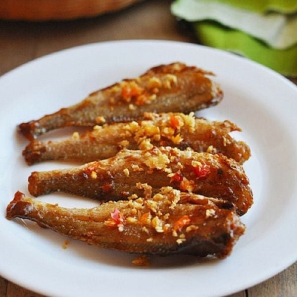 Cá đù 12-14 con — 2 khay - ảnh 1
